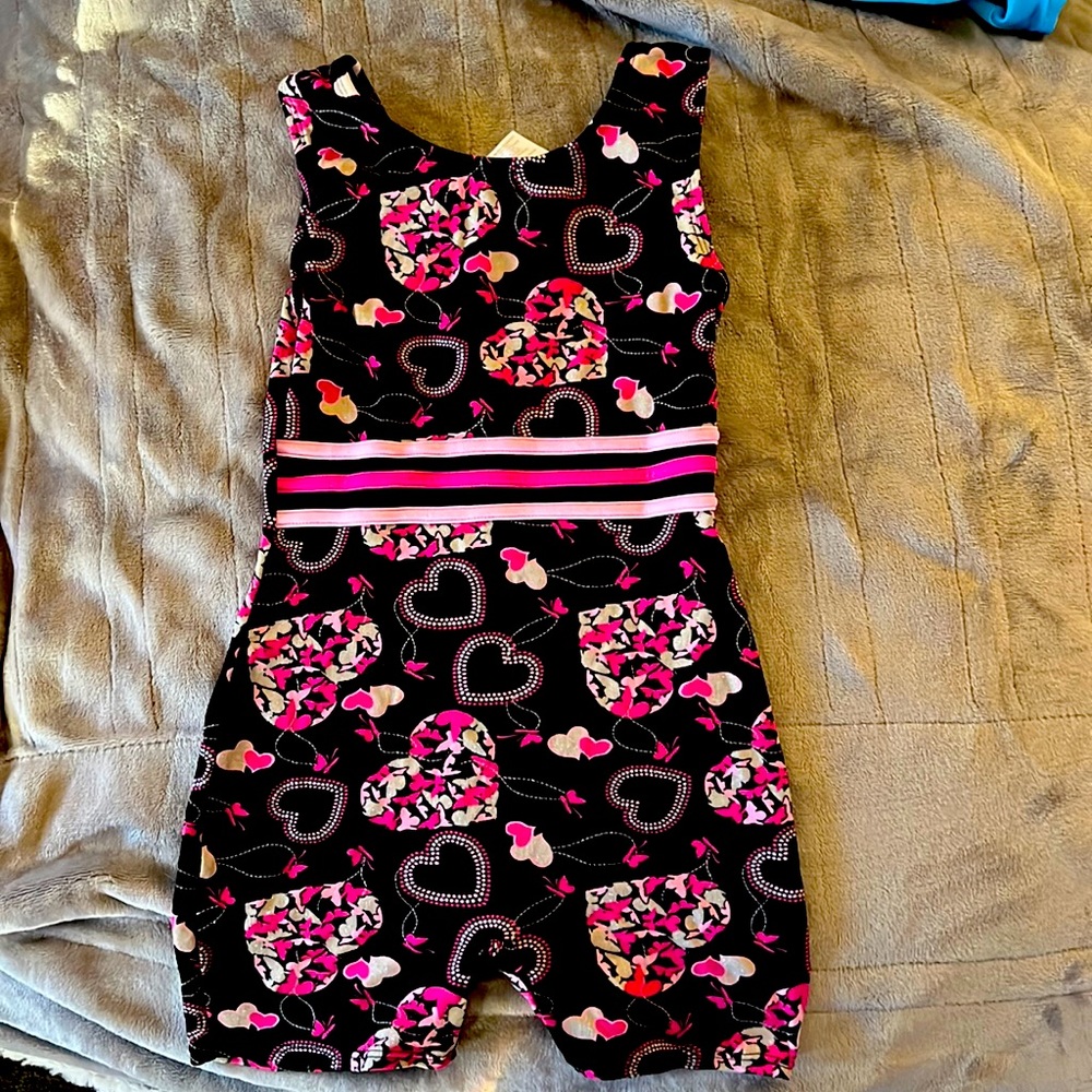 Girls gymnastics/dance leotard (shorts style) with hearts 💕
